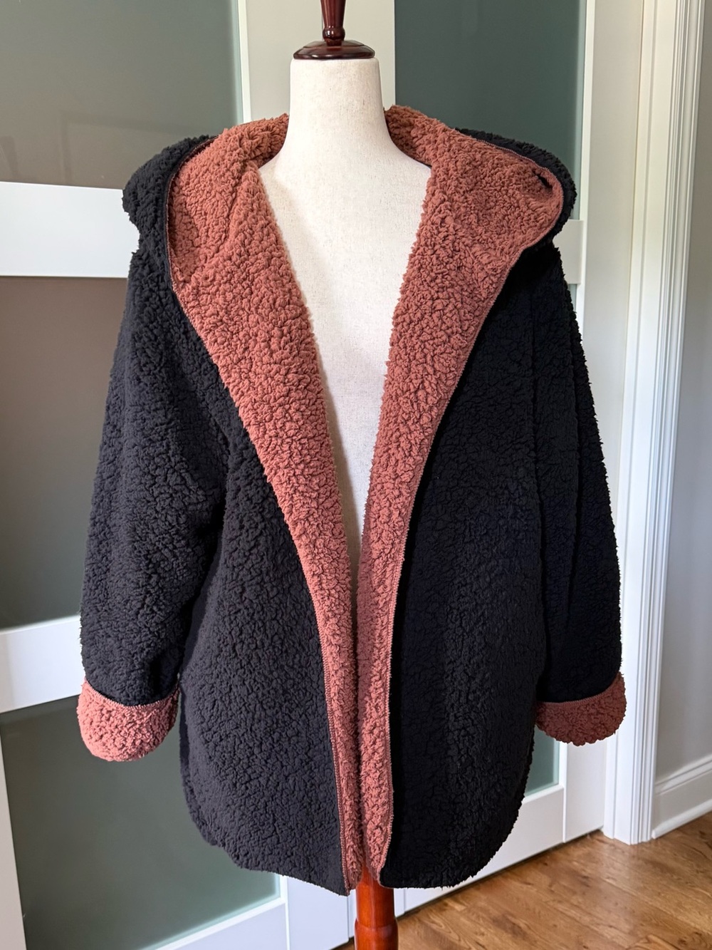 Urban Outfitters Reversible Teddy Jacket in Black and Brown - Picture 2 of 8